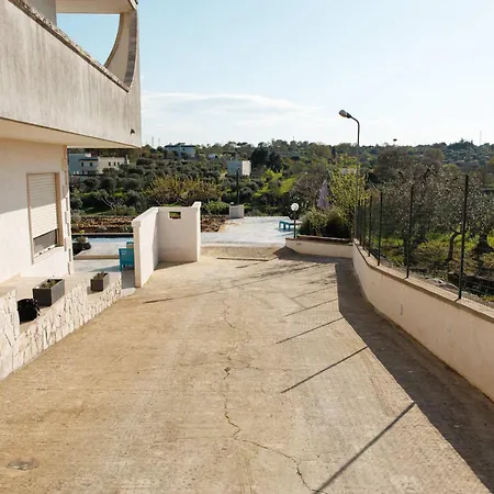 Vila 14 *